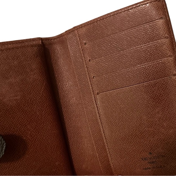 Louis Vuitton French Kisslock Monogram Wallet - Picture 3 of 8